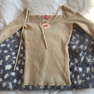 Girls sweater